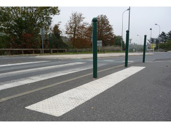 Bande podotactile d'éveil à la vigilance en caoutchouc à coller