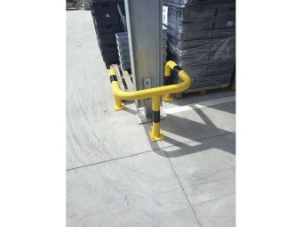 Etrier de protection industriel 3 pieds sur platines