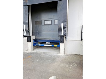 Protection de quai de chargement en caoutchouc