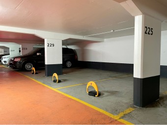 Arceau de parking automatique avec batterie rechargeable - STOPBAT