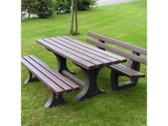 Table + bancs de pique-nique en plastique recyclé TIVOLI