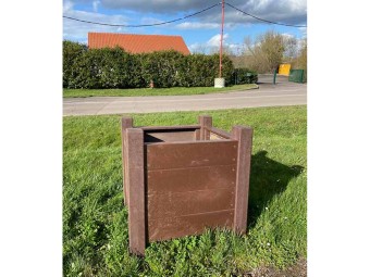 Jardinière carré en plastique recyclé