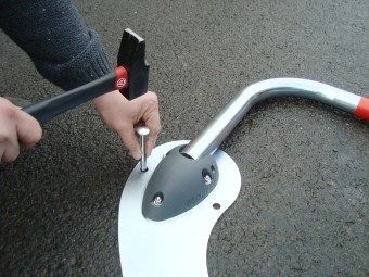 Arceau de parking spécial macadam