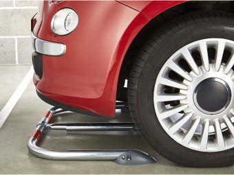 Arceau de parking rabattable économique pieds haute résistance