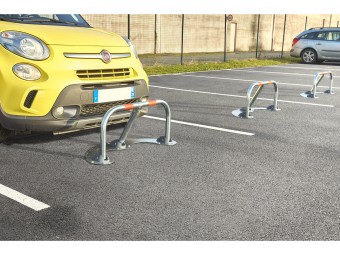 Arceau de parking spécial macadam