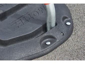 Arceau de parking 3 pieds avec base en caoutchouc recyclé autoportant