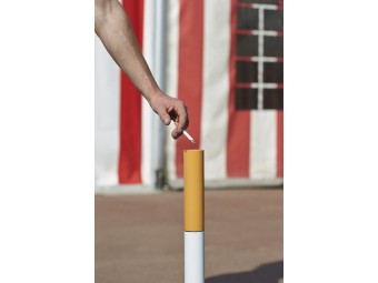 Cendrier cigarettes à planter dans le sol