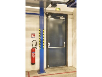 Cornière de protection d'angle en polyuréthane 90°