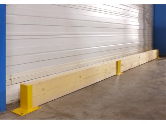 Traverse de protection de rack avec madrier en sapin