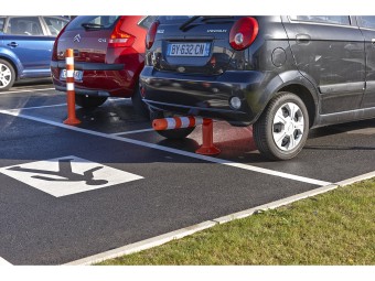 Poteau flexible avec mémoire de forme