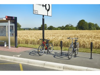 Poteau support 2 vélos avec appui en caoutchouc recyclé