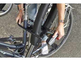 Poteau support 2 vélos avec appui en caoutchouc recyclé