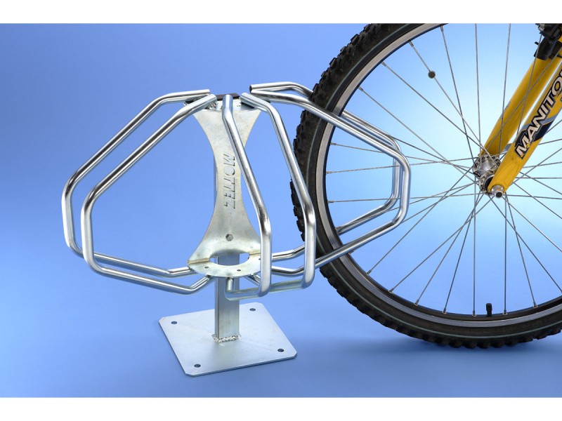Range vélos Etoile pour 3 vélos Range vélos Etoile pour 3 vélos