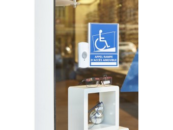 Rampe PMR pliable en aluminium avec carillon