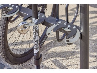 Range 6 trottinettes + 3 vélos sur platine