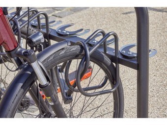 Range 6 trottinettes + 3 vélos sur platine