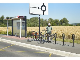 Poteau support 2 vélos avec appui en caoutchouc recyclé