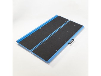 Rampe PMR pliable en aluminium avec carillon