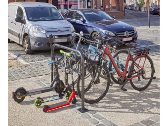 Range 6 trottinettes + 3 vélos sur platine