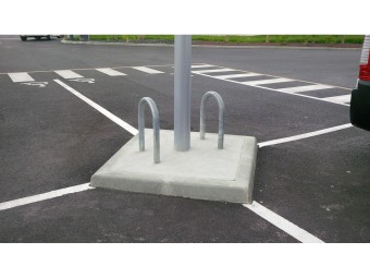 Epingle de protection de lampadaire en acier galvanisé Ø60mm