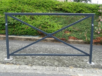 Barrière de ville Croix de Saint André