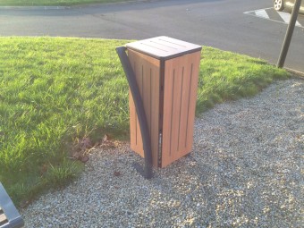 Corbeille Avignon stratifié compact