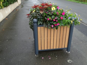 Jardinière Chartrons tête boule stratifié compact