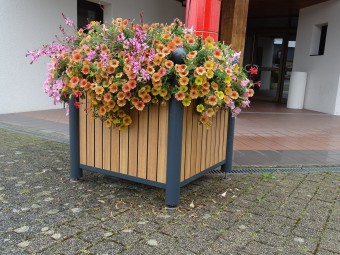 Jardinière Chartrons tête boule stratifié compact