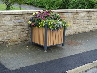 Jardinière Chartrons tête boule stratifié compact