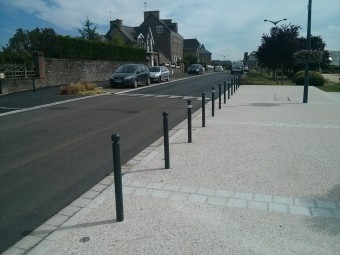 Potelet Chartrons tête boule