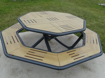 Table pique nique octogonale Horizon stratifié compact