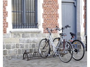 Range 5 vélos Versailles à simple niveau