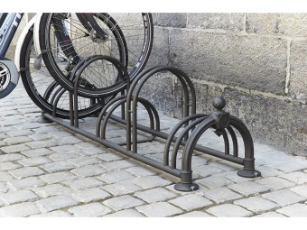 Range 5 vélos Versailles à double niveau
