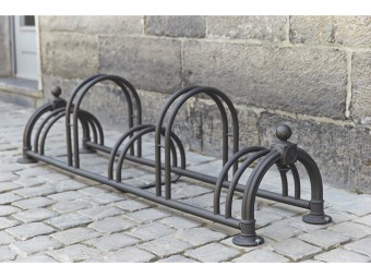 Range 5 vélos Versailles à double niveau