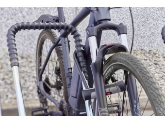 Râtelier 2 vélos avec arceau gainé - extensible