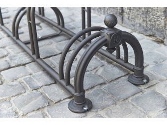 Range 5 vélos Versailles à double niveau