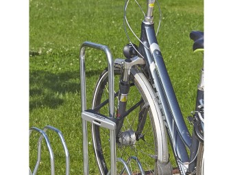 Range 3 ou 5 vélos sur 2 niveaux avec arceaux pour antivol