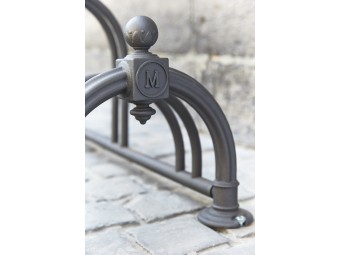 Range 5 vélos Versailles à double niveau