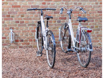 Râtelier 1 vélo mural bloque roue à 45° ou 90°
