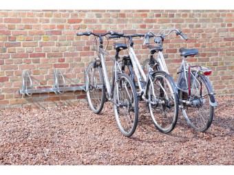 Range 4 ou 5 vélos mural à 45° ou 90°