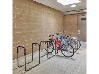 Râtelier 4 vélos gainé pour interieur