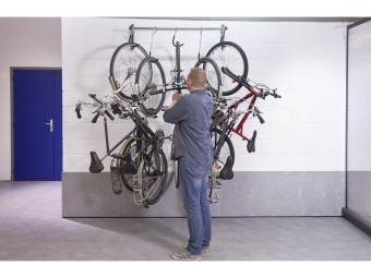 Range 5 vélos mural à crochets coulissants