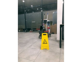 Panneau chevalet avertissement SOL GLISSANT