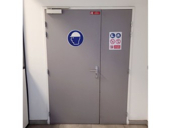 Panneau PVC : CASQUE DE PROTECTION OBLIGATOIRE - vendu par lot de 5