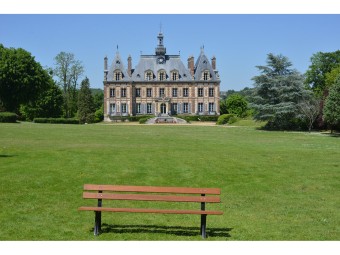 Banc en bois exotique et pieds en fonte Toulouse
