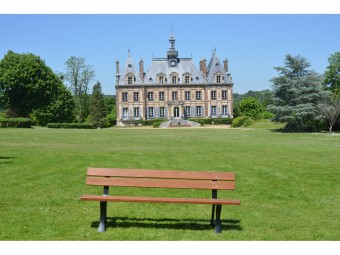 Banc en bois exotique et pieds en fonte Rennes