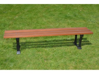 Banquette en bois exotique et pieds en fonte Lilles