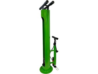 Station de réparation et de gonflage pour vélos