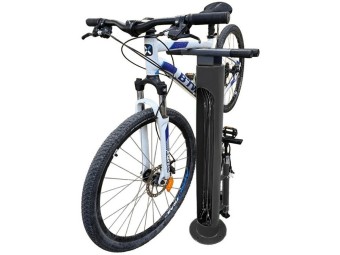 Station de réparation et de gonflage pour vélos