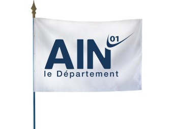 Drapeau des départements français sur hampe